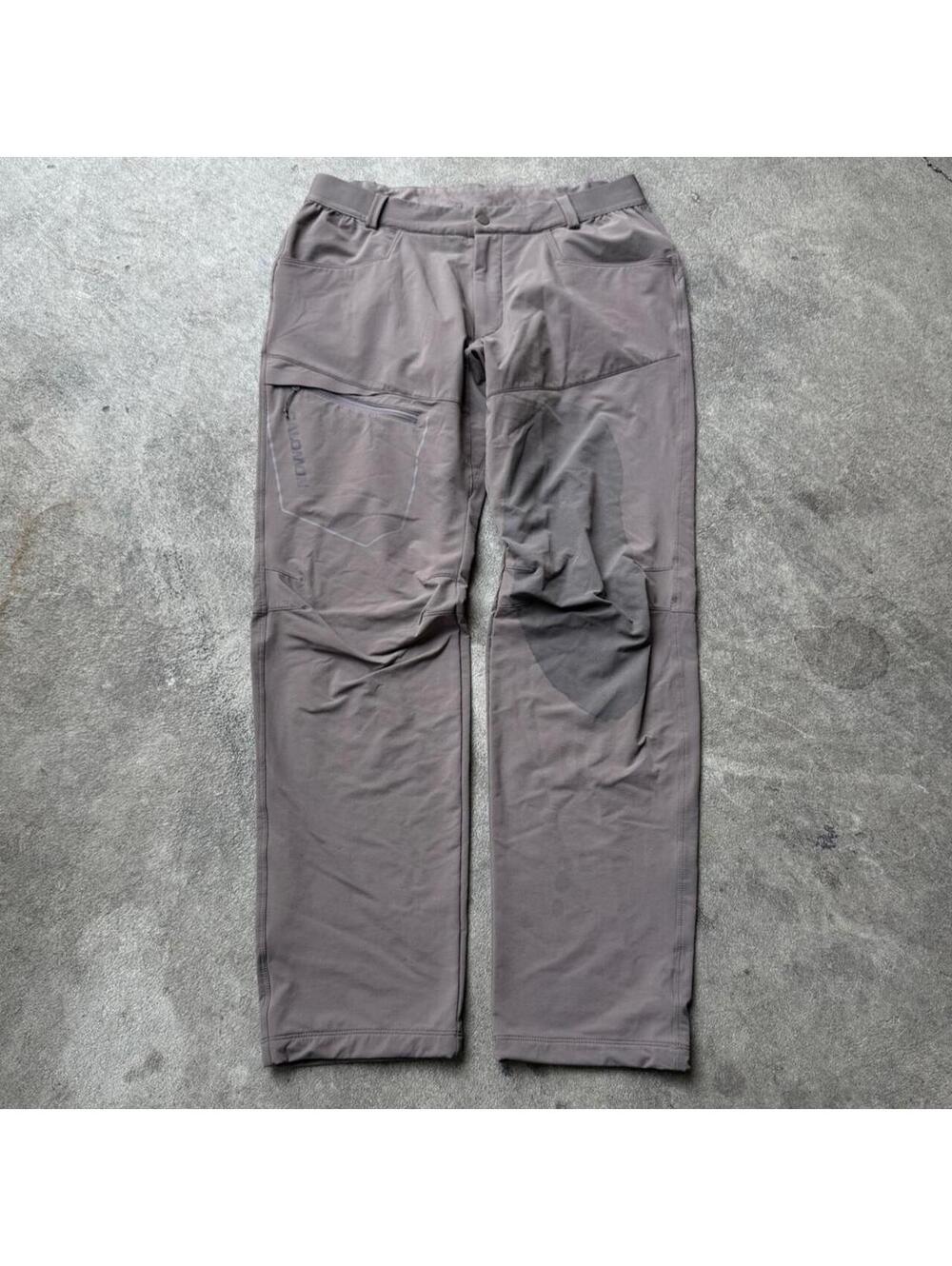 Salomon hiking pants in brown, size 36 #hiking #outdoor